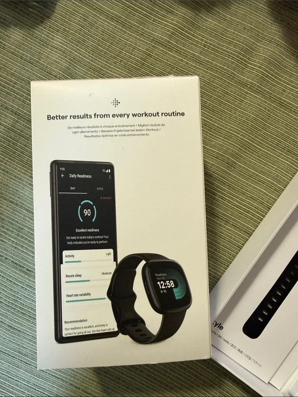 fitbit Versa 4- by google Smartwatch in Black